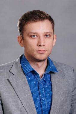 Каравозов Дмитрий Евгеньевич